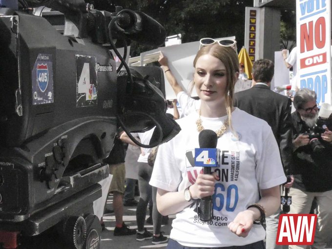 KEEP PORN IN Cali! Great turnout @noprop60 @SiouxsieQJames @Evanstonexxx @TheAVNMedia @MaddyOreillyxxx<a class="tags" target="_blank" title="On Twitter" href="/?out=eyJ0eXAiOiJKV1QiLCJhbGciOiJIUzUxMiJ9.eyJpYXQiOjE3MjUxMjQ2NzIsImlzcyI6InR3cG9ybnN0YXJzLmNvbSIsIm5iZiI6MTcyNTEyNDY3MiwiZXhwIjoxNzU2NjYwNjcyLCJyZWRpcmVjdF91cmwiOiJodHRwczovL3R3aXR0ZXIuY29tL25vcHJvcDYwIn0.ElrjH013MGAK7DtMWy-JmxzBytGZyrnqtv3mU4T4mLyNZn5Ur7XEtJN3u-lLKrJZaEfmAXauPj7wx73TJPhuzA">@noprop60</a><a class="tags" target="_blank" title="On Twitter" href="/?out=eyJ0eXAiOiJKV1QiLCJhbGciOiJIUzUxMiJ9.eyJpYXQiOjE3MjUxMjQ2NzIsImlzcyI6InR3cG9ybnN0YXJzLmNvbSIsIm5iZiI6MTcyNTEyNDY3MiwiZXhwIjoxNzU2NjYwNjcyLCJyZWRpcmVjdF91cmwiOiJodHRwczovL3R3aXR0ZXIuY29tL1Npb3V4c2llUUphbWVzIn0.NQe2HcAxcyDTLijAm6ZaOWDHTiGNa_iCVABhDKZouZbIACuvhpjYBXWzqet2HyZuKpsHN6lOPS18j6mpsMA12Q">@SiouxsieQJames</a><a href="/tag/nomparty"class="tags"><span>#nomparty</span></a>