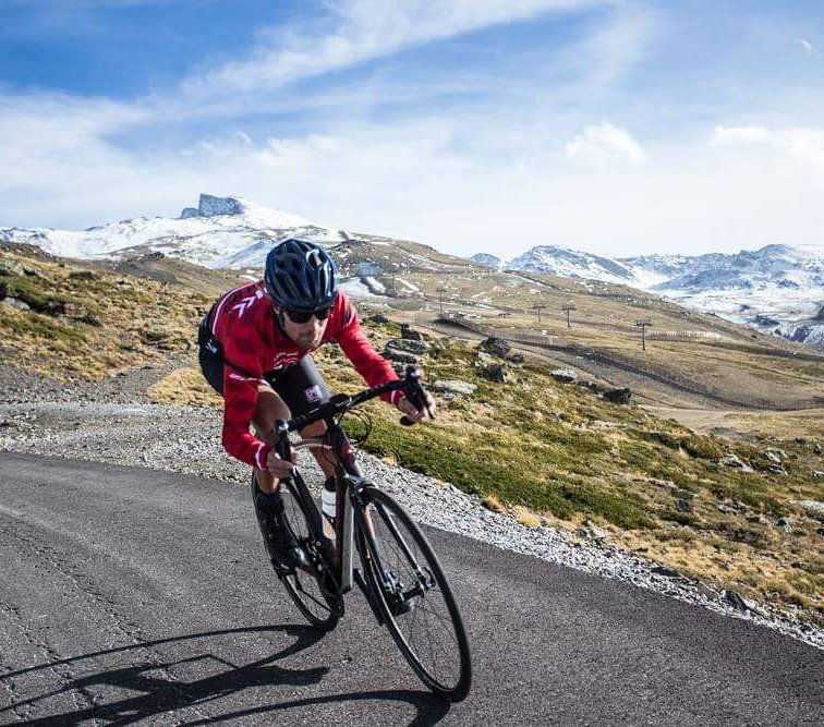lee_grantham's tweet photo. Sun, mountains, bike. That's all you need. #pbk #dreambig #mypriders https://t.co/XzrbyAAsjH