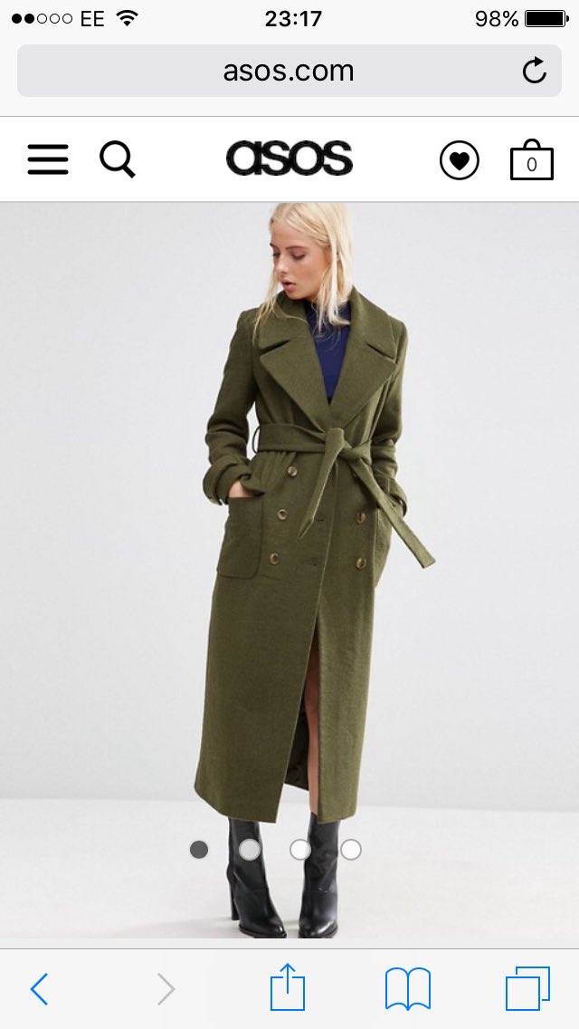 nieceymelia's tweet photo. So glad the military coat is back in AGAIN,❤️ this one from asos it's not too buttony! @ASOS  #green #military #autumn https://t.co/k7Cpdznf39
