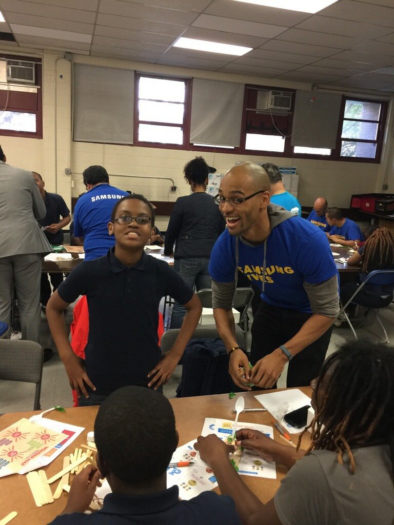 Our <a href="/ASASNewark/">ASAS Newark</a> kids teamed up with <a href="/SamsungUS/">Samsung US</a> for a day to learn about #STEM careers and do some cool projects together!