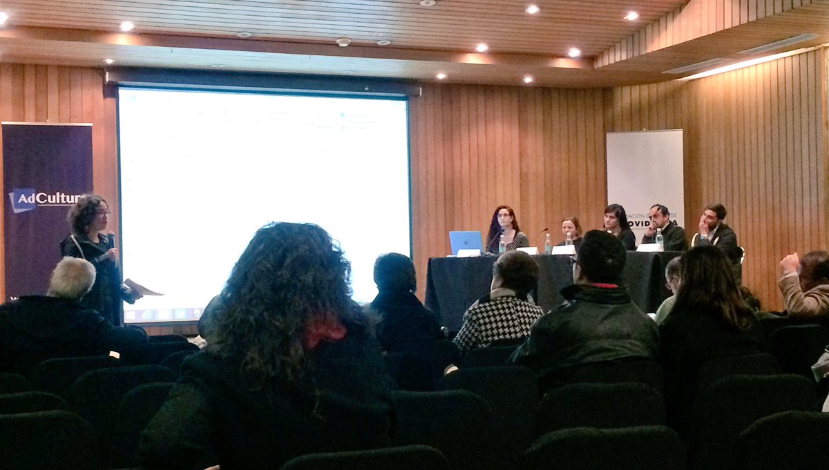 laveromondini's tweet photo. Iniciando charla "La importancia de la gestión cultural en el Municipio" organizado por @adculturachile #directorio2016-2017 https://t.co/XWYvojmJkQ