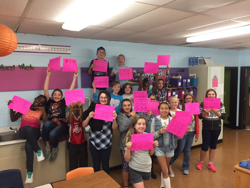 westimpact's tweet photo. Brainstormed acts of kindness to kick off Sophia's Challenge! https://t.co/qN9swMot6T