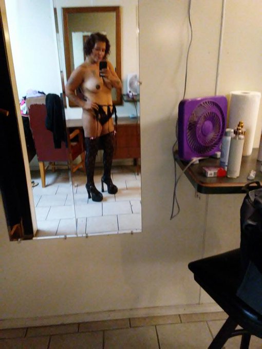 A few nights ago ;) #tits #stripper https://t.co/6VeHsLyuoX<a href="/tag/tits"class="tags">#tits</a><a href="/tag/stripper"class="tags">#stripper</a>