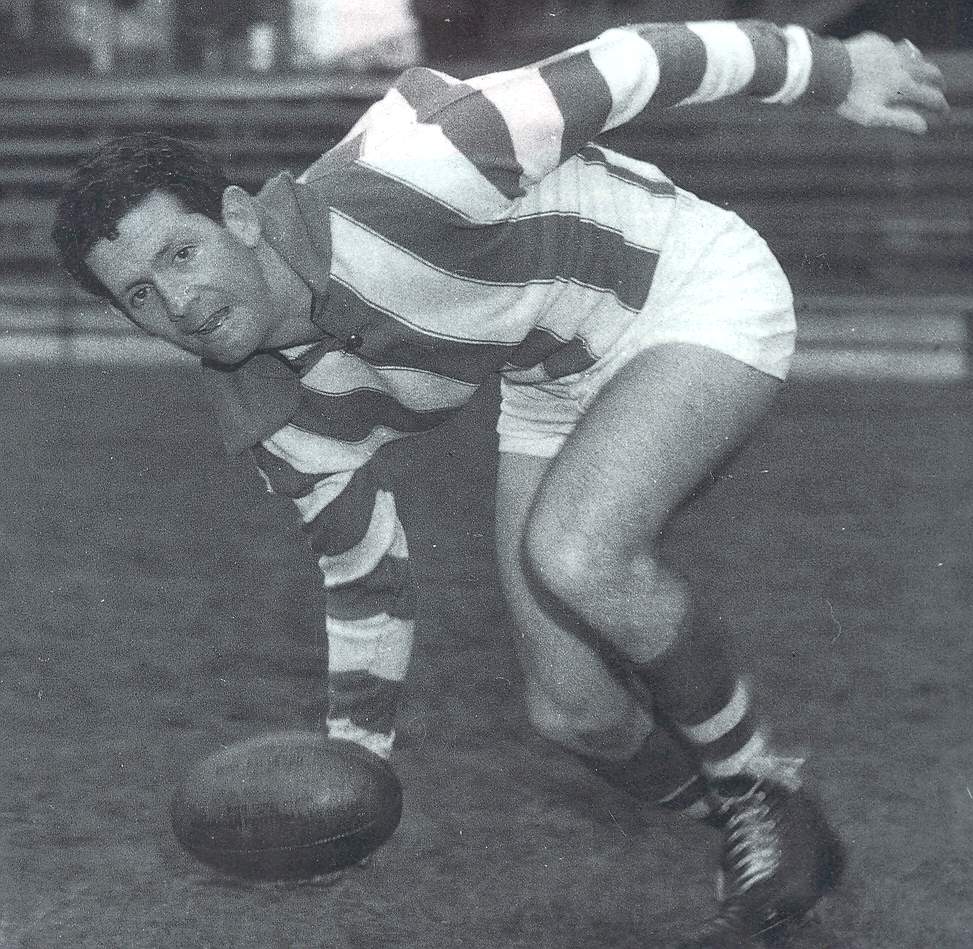 NMFCOfficial's tweet photo. We're deeply saddened to learn of Laurie Dwyer's passing, a Legend in our Hall of Fame: https://t.co/ECQRMFlbCU #FarewellTwinkletoes https://t.co/vfkWSLjz3g
