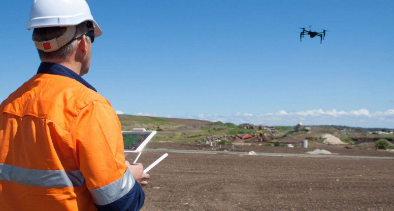 skytangoteam's tweet photo. New #Drone Laws in Australia — What You Need To Know https://t.co/yuBmnry6uF via @PropellerAero #dronelaws #knowb4ufly @CASABriefing https://t.co/3mf0hoDqYc