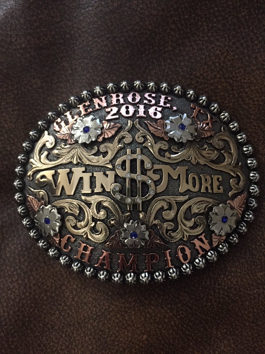 KPrebe's tweet photo. #FirstBuckle #Mattie #UWinMore https://t.co/bZfY54igJj