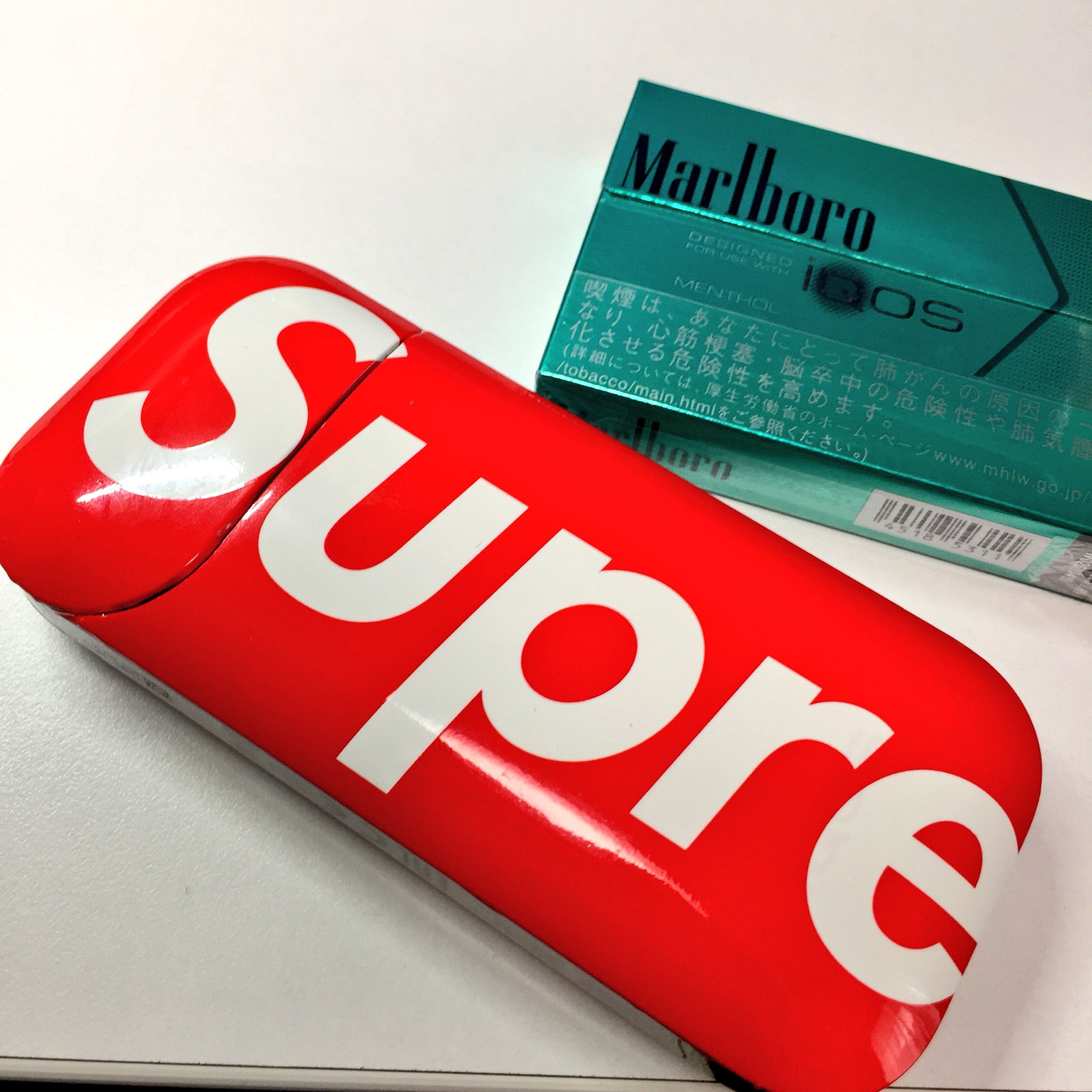 よういち シュプリームのステッカー初めて使ったよ Supreme Iqos Custom カスタム T Co 22g1guqzus Twitter