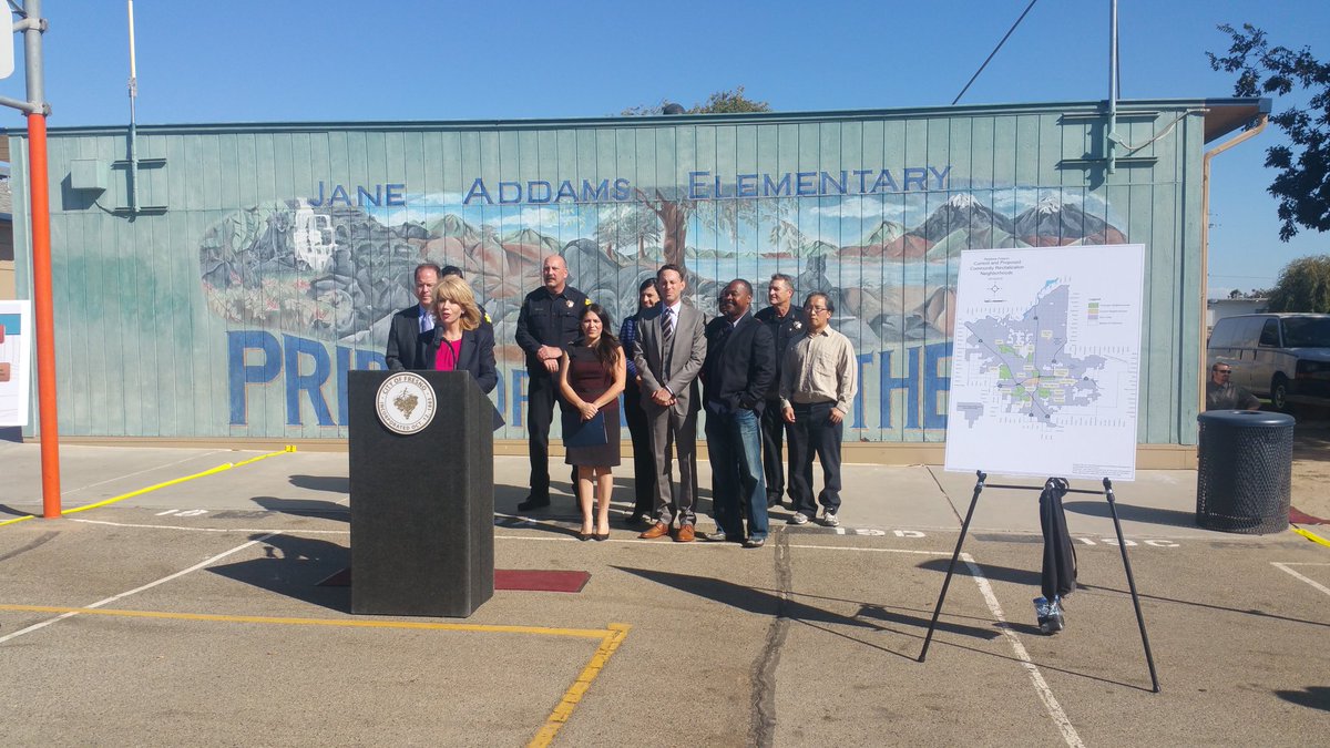 KMJNOW's tweet photo. 10 neighborhoods chosen #RestoreFresno by @MayorSwearengin @fresnounified include Hidalgo, Adams, Slater, Vang Pao, Williams, Ft. Miller. https://t.co/ZafeyTCH2p