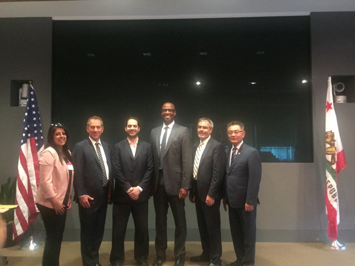 MeetMrStewart's tweet photo. Its a wrap!!! Thx to @SecAF23 @Brocade @KansenChu @BobWieckowskiCA for helping to make the @CAGoBiz #innovation forum a success 👏👏👏 https://t.co/vgCPWzcrKB