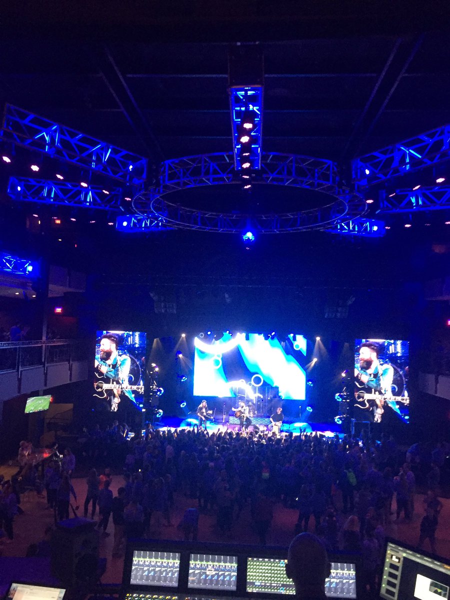 SASC2016's tweet photo. Nolan Neal at the Wildhorse Saloon! https://t.co/TeBcuJoupB
