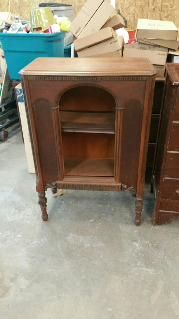 bbhauctions's tweet photo. Nov. 5th 8:55am Calvert City Civic Center Antique Victorian and Vintage Furniture Auction EXTRAVAGANZA!!! #bbhbidcalling #auctionswork https://t.co/vAg5M8534o