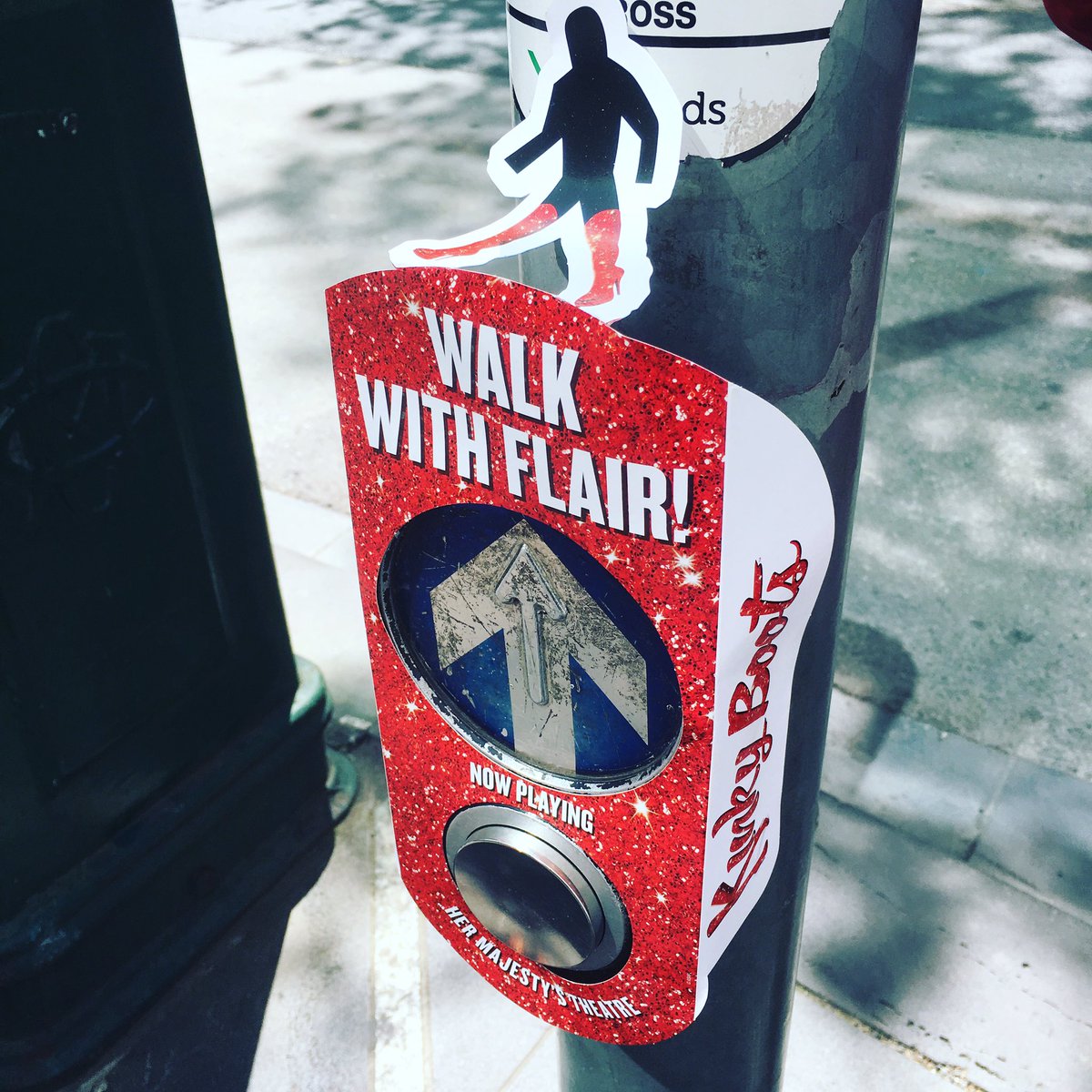 merboy82's tweet photo. Welcome to Melbourne #breakaheel #melbournegetskinky ❤️👠👠💋@KinkyBootsBway @cyndilauper @Toby_Francis @Calmania @HarveyFierstein https://t.co/nsQglNtQac