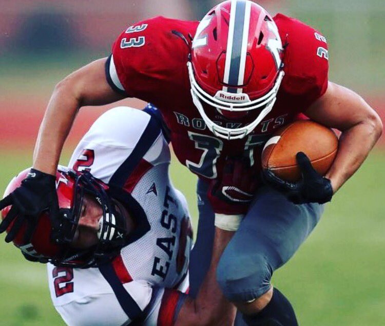 TheNahFootball's tweet photo. Congrats to @atbelot_3 on his 1st team all conference selection 🚀 https://t.co/svjHh1GKZR