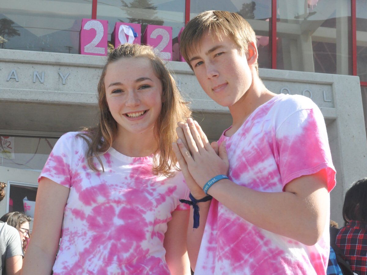 Another year, another twin day! Hundreds of identical pairs were seen strutting down the halls today, much like freshman Lucy and Ulysses.