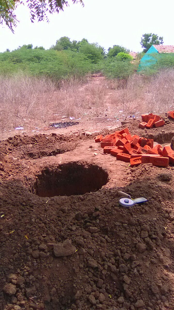 unitedwelforg's tweet image. #Sanitation UNWO is gonna construct 8 toilets under the Swachh Bharat Mission in the rural areas(Meesal) of Ramnad district. #MyCleanIndia