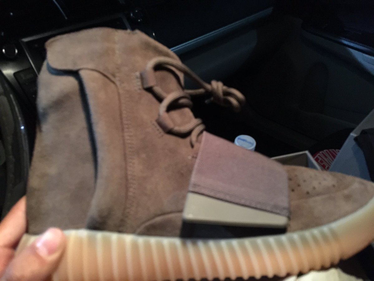 Adidas Yeezy 750 Boost Light Brown Carbon White For Sale