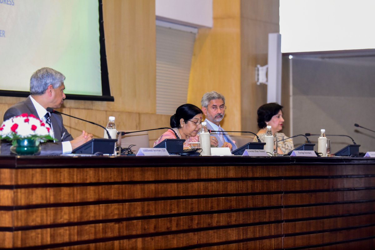 BRICS 2016 (@brics2016) on Twitter photo Here's the full text of EAM <a href="/SushmaSwaraj/">Sushma Swaraj</a>'s address at the Inauguration of #BRICS Media Forum
Click: mymea.in/b66 Here's the full text of EAM <a href="/SushmaSwaraj/">Sushma Swaraj</a>'s address at the Inauguration of #BRICS Media Forum
Click: mymea.in/b66