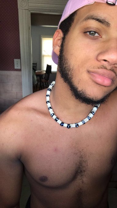 Watch 🕳🇨🇻's leaked NSFW photo on TwXstars