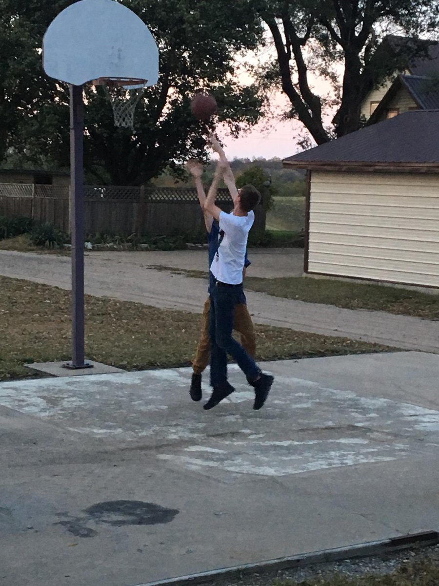JWDicey's tweet photo. @KSUFSHS110 My little brother and I playing basketball! #THPlay https://t.co/sxA3LA4xnr