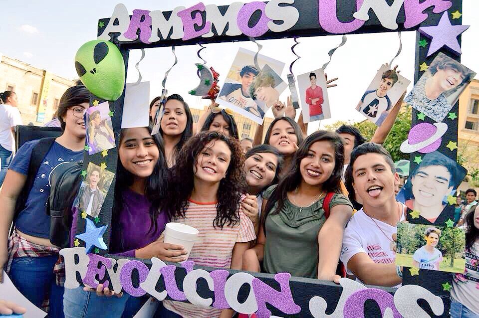 CodersLGDLOffic's tweet image. ¿Listos para ver la SORPRESA de cumpleaños que tenemos preparada para @JosDice? 😱🎉😭❤️ #ArmemosUnaRevolucionJos