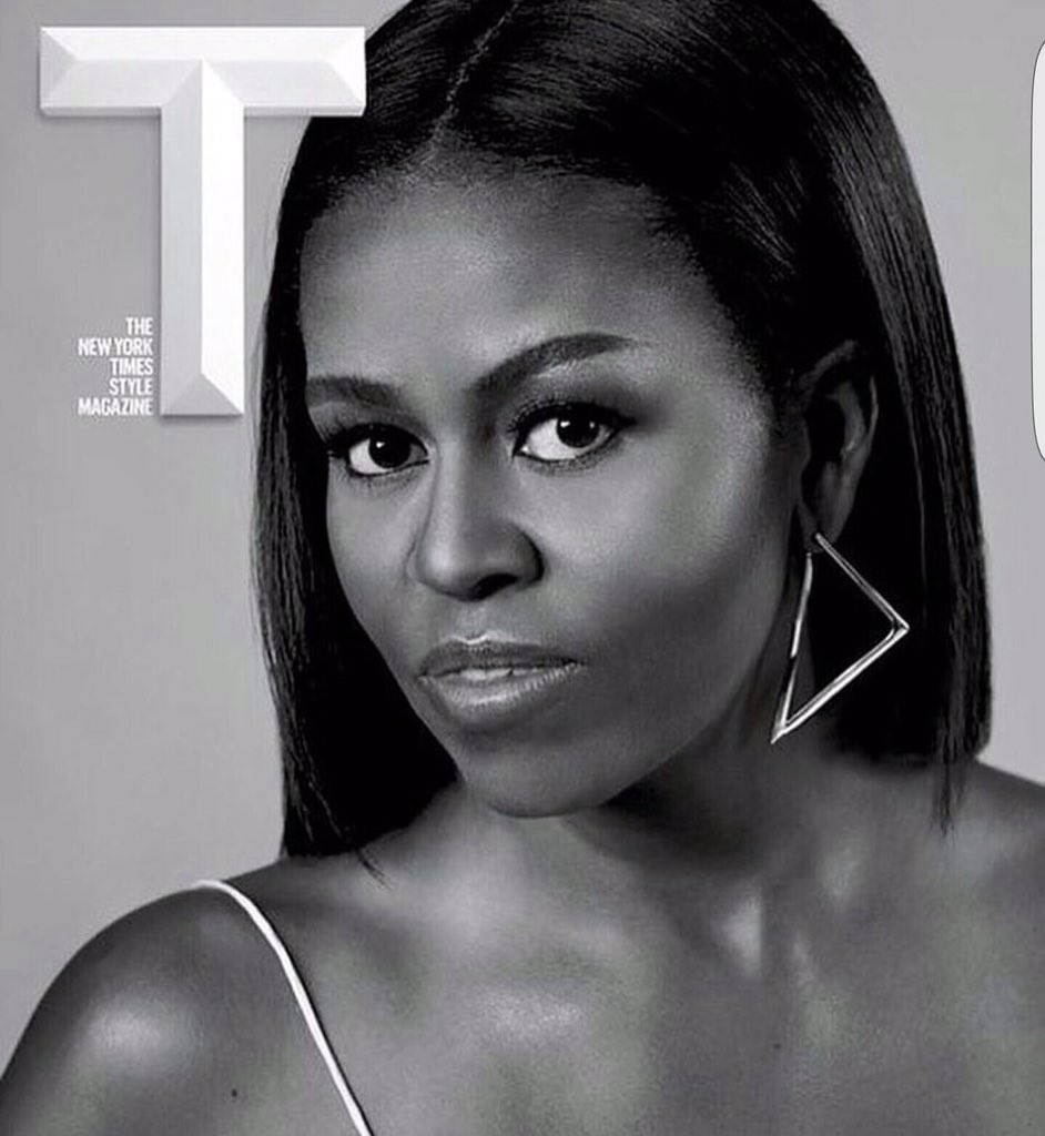 Ash_with_Love's tweet photo. Queen FLOTUS 👑 https://t.co/Xn7IOAHPSS