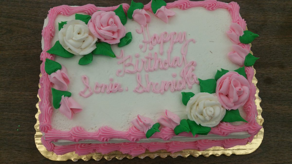 AshleyS_BRCC's tweet photo. Baton Rouge #ManagersClub October Birthday Celebration! Happy Birthday Sonia & Shemicka!! ππππ https://t.co/8saigxqXH6