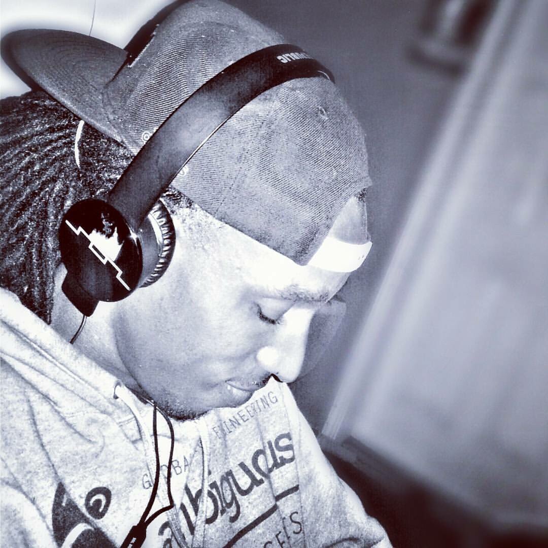 7eventh_King's tweet photo. #007GS #ForevaFly #SwappLyfe #upandcoming #dopeartist #neworleans #Dab #SauceGang #GangGang #Swapp # https://t.co/ehtEHPd0cB