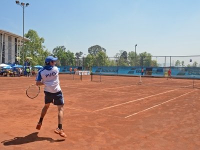 Fenaude's tweet photo. CNU TENIS VARONES: EL CAMPEÓN SIGUE A TRANCO FIRME - https://t.co/MssgwW3iQl https://t.co/I8g3zR5Ofj