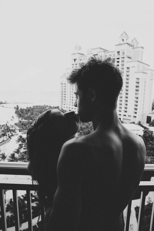 theallknowerno's tweet image. 