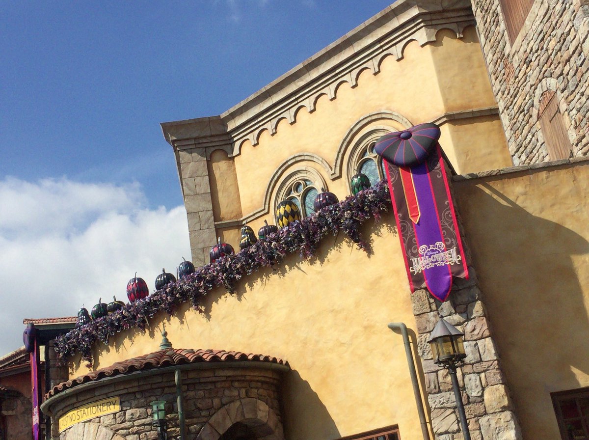 jettoDisney's tweet photo. やっとヴィランズ見れるわw https://t.co/UXjuC6YVFd