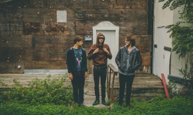 AllThingsGo's tweet photo. Cloud Nothings (@cloudnothings) are as angsty as ever with "Modern Act." 

https://t.co/kAxpihQNU0 https://t.co/ZdlQBfPqoT