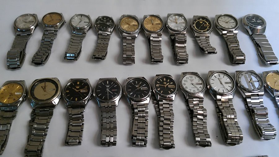 CrisselAntiques's tweet image. @WristwatchWorld The biggest collections of seiko 5 wathes,407 + watches