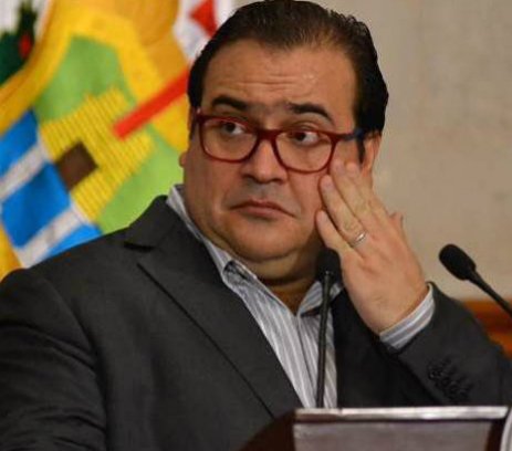 OficialEnLaMira's tweet photo. Al fin! aprehensión a Duarte. La orden da pie a juicio de procedencia https://t.co/QXWmu2m0jO https://t.co/crqZOQkN7q