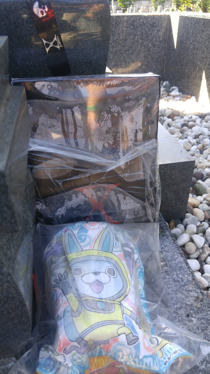 XJAPAN_ID's tweet photo. Paying respect to TAIJI. https://t.co/oTug8ITy3c