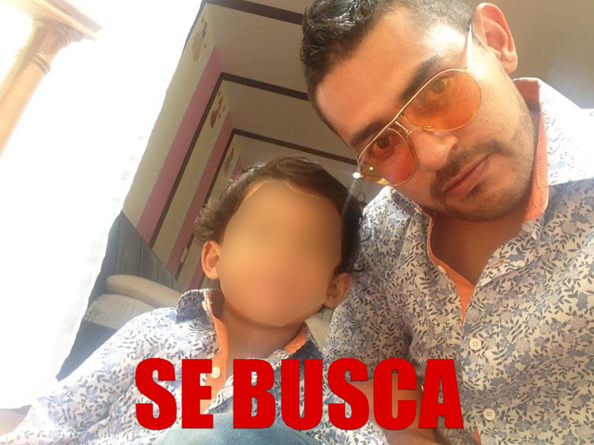 PoliticoYRatero's tweet photo. SE BUSCA DEFRAUDADOR DE MÁS DE 25 MILLONES DE PESOS.

Se busca a Adrián Lastra Plata y Arlette Sánchez de los Santos se les vio en Cancún. https://t.co/87jjKOxDW5