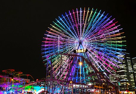 readjam_english's tweet photo. #Yokohama is very popular spot for foreigners. You can see #Redbrickwarehouse ,#cosmoclock: the biggest ferris wheel , and #Minatomirai . https://t.co/3rc1ZaFmCE