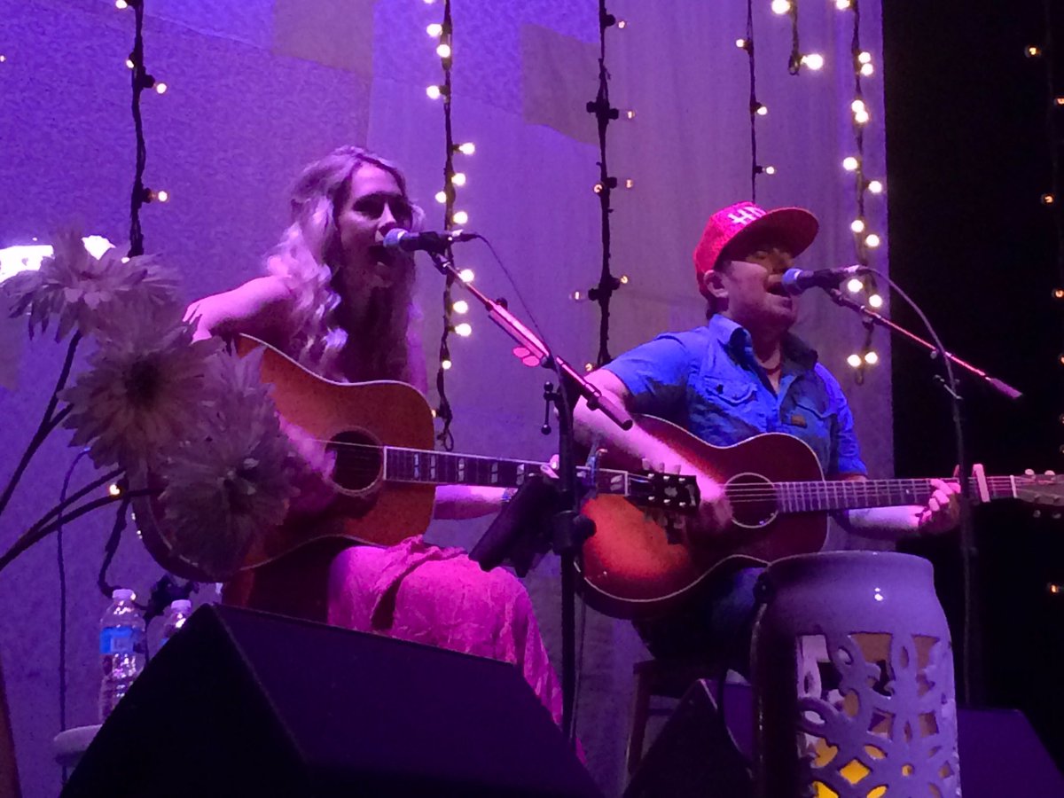 megankwilliams_'s tweet photo. So blessed to have been able to listen to some amazing music tonight @HighDiveHeart @NellyJoyMusic #UsherPerks #HighDiveHeart https://t.co/TDq0ZsXdvT