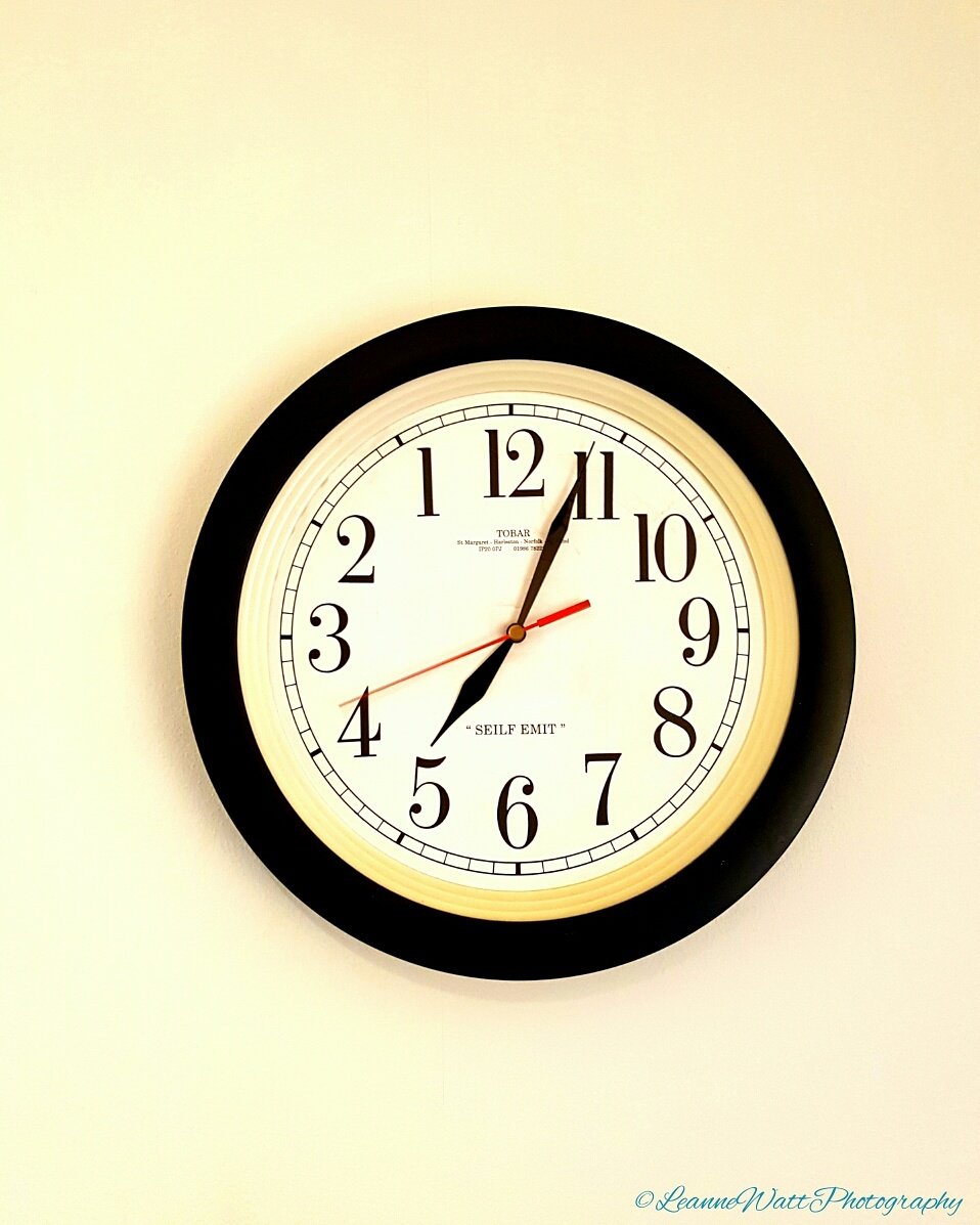 127Alphablu3's tweet photo. I think I'm late.....or am I? π€π€
#seilfemit #BackwardsClock #TooMuchConfusionThisEarly https://t.co/7uywq1sAh4