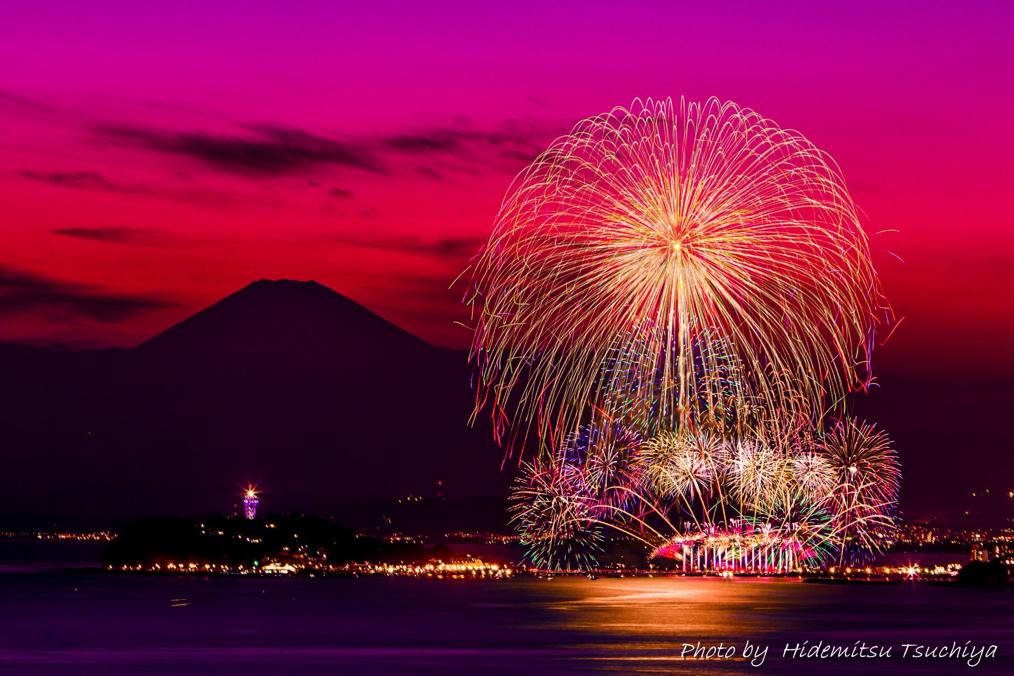 Uzivatel つっちーちゃん Hide0714 Na Twitteru 16 10 15 ふじさわ江の島花火大会 花火 Fireworks ふじさわ江の島花火大会 神奈川 江ノ島 大崎公園 藤沢 鎌倉 富士山 夕景 夜景 トワイライト Canon Eos7d Tokyocameraclub 東京カメラ部