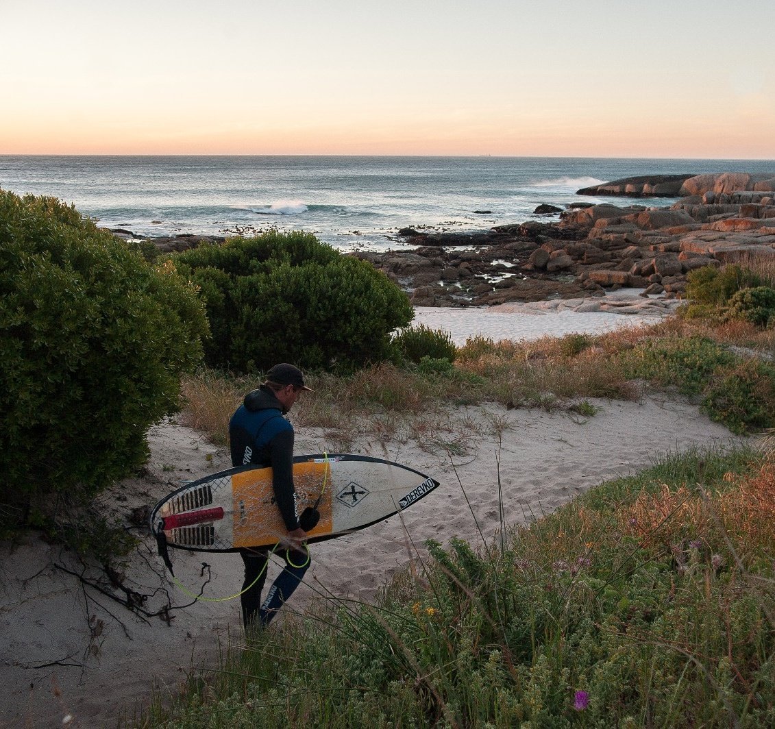 Where's your next surf adventure taking you? 👊 @_ieatwaffles 
#Derevko #derevkosurf #surfing #surf #sun #sea #ocean #waves