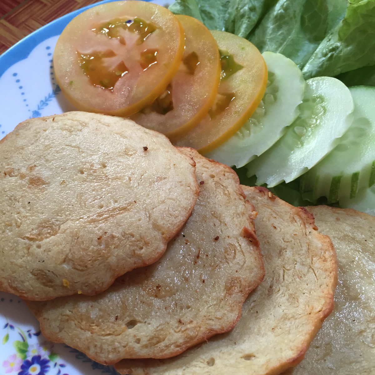 VeganFoodQuest's tweet photo. #Vietnam style mock meat for lunch here in #SiemReap $5 for 3 people #Cambodia #ComChay #vegan #vegantravel https://t.co/pg0zRJXGzF