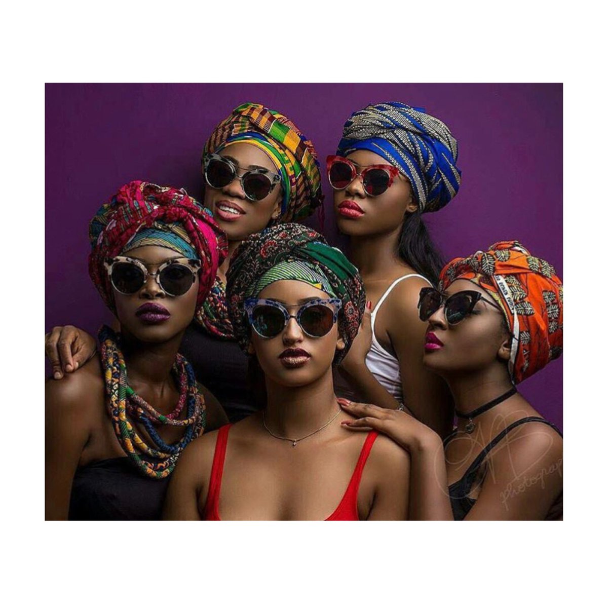 SistaNaturally's tweet photo. #ProtectivestylesTuesday Beauties representing @vasties_ltd slaying protective styles head wraps! #naturalbeauty #siscapnaturalbeauty https://t.co/8F4r4pzgmt