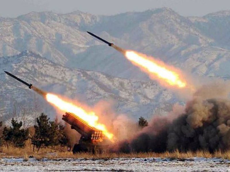 SinarOnline's tweet photo. Pelancaran peluru berpandu balistik Korea Utara dikutuk https://t.co/9I8yu3I5DD https://t.co/YQfWtIef4D