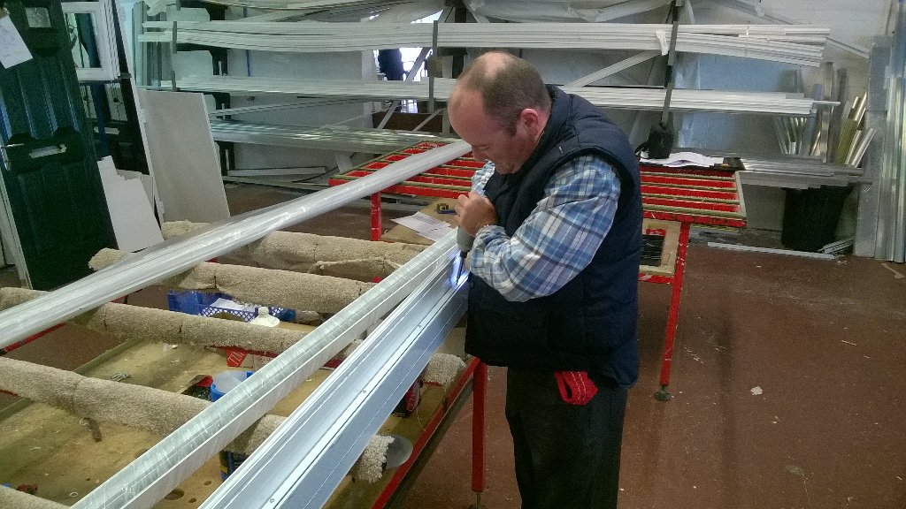 JohnO_VEKA's tweet photo. Curtain walling training going well. https://t.co/wRvmdjWiRb
