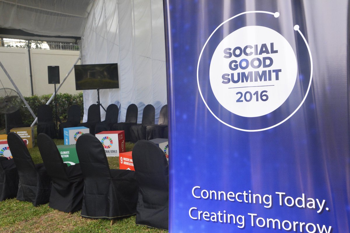 UNDPSriLanka's tweet photo. Check out the highlights from our #SocialGoodSummit held earlier this month in #SriLanka - https://t.co/KLmMP8A0pg 
#SGS2016 #2030NOW https://t.co/O5XG6SUxEE