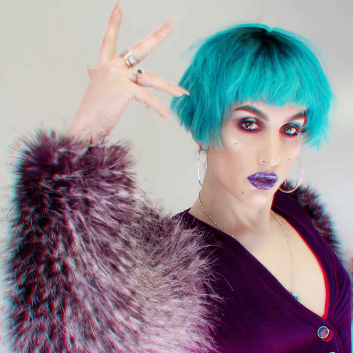 #GraceOniSmith will be performing at #Peepshow on Saturday 
peepshowclub.co.uk