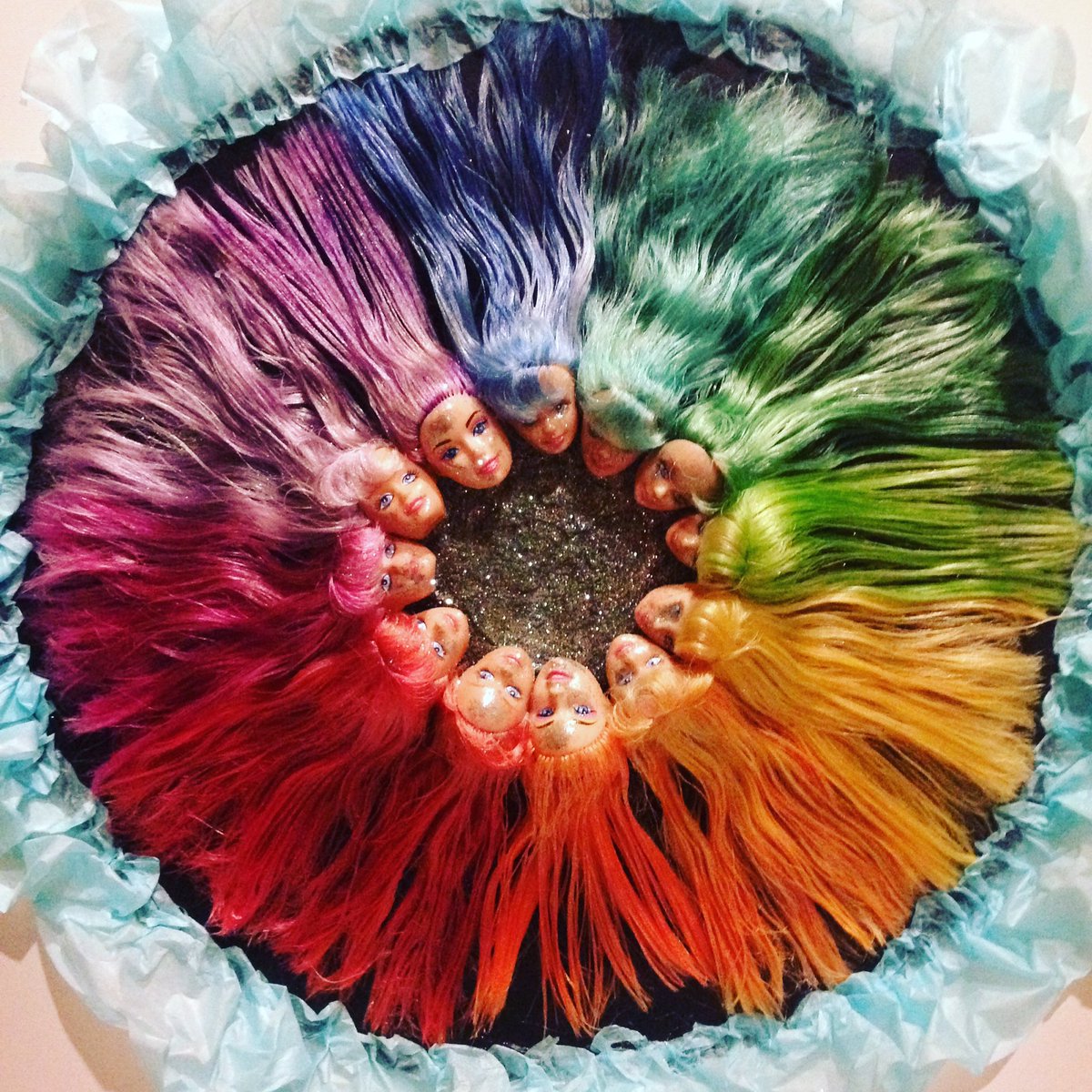 Pebblina91's tweet photo. Color wheel! #hairschoollife #colorwheel #barbieheads #imsoweird #hairislife #ibettergetanA https://t.co/SPkwX9op7q