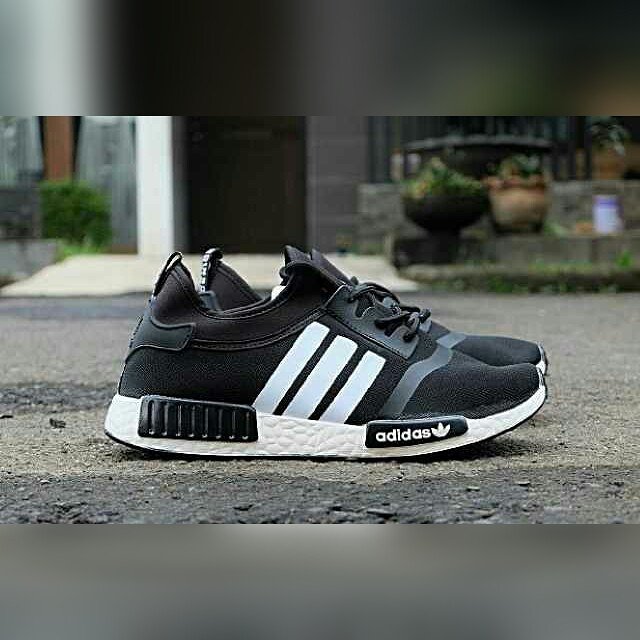 hirostore99's tweet photo. Sepatu Sneakers Pria Adidas NMD
Harga : Rp 260.000,-
Ukuran : 40-44
#sepatu #shoes #sepatuadidas #adidasshoes #shoesstore #hirostore https://t.co/M68U65emUg