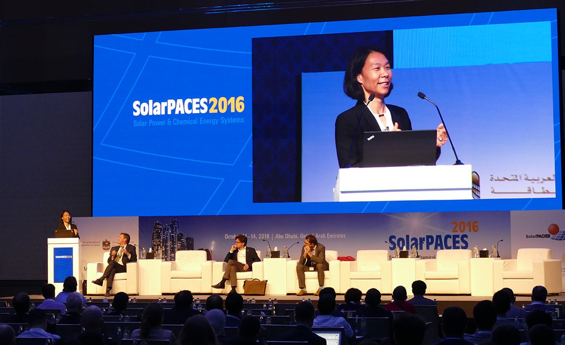 IEA_SolarPACES's tweet photo. GlassPoint discusses its Gigawatt #solar #thermal project at #SolarPACES2016
https://t.co/PyEgNK0QVY #CSP #concentrated #SolarPACES2016 https://t.co/TExwSeebKU