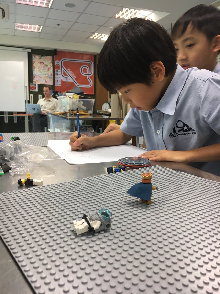 ToscaKilloran's tweet photo. Getting prepped for #legostopmotion in the #nistmakerspace #LEGO #makerspace https://t.co/YAfOTV9QHA